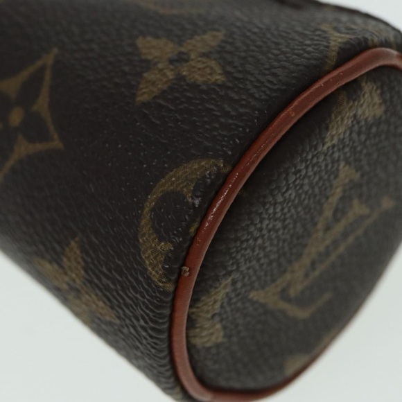LOUIS VUITTON Monogram Papillon Pouch - Picture 11 of 16